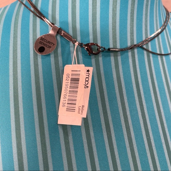 New with tags layered necklace with clasp - Picture 2 of 8